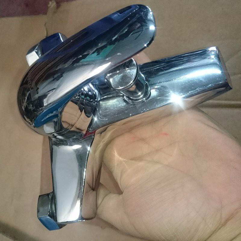 Củ sen tắm nóng lạnh