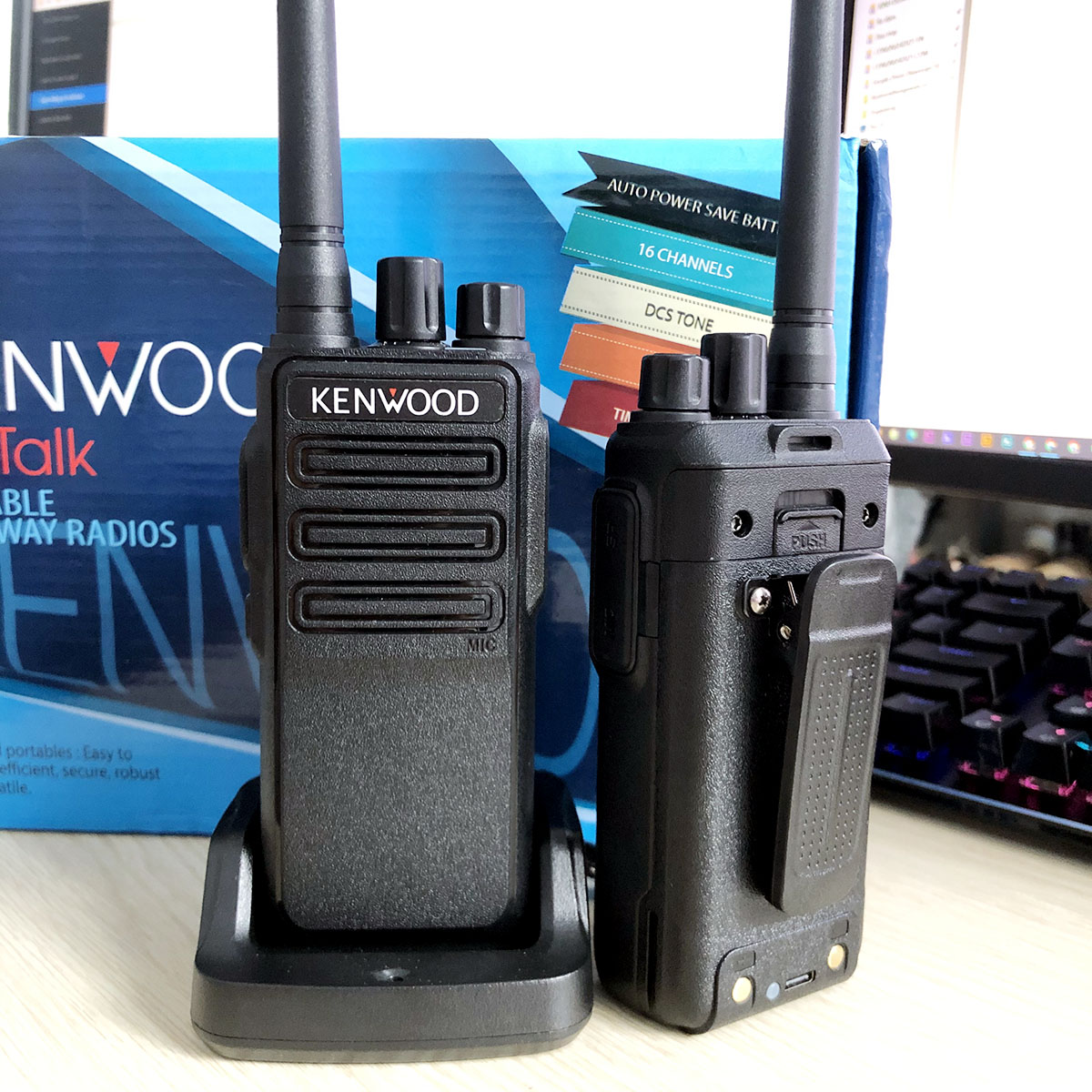 Bộ đàm Kenwood NX-450 kèm tai nghe Kenwood cao cấp | Bộ đàm dung lượng pin lớn, công suất phát cao – Hàng nhập khẩu