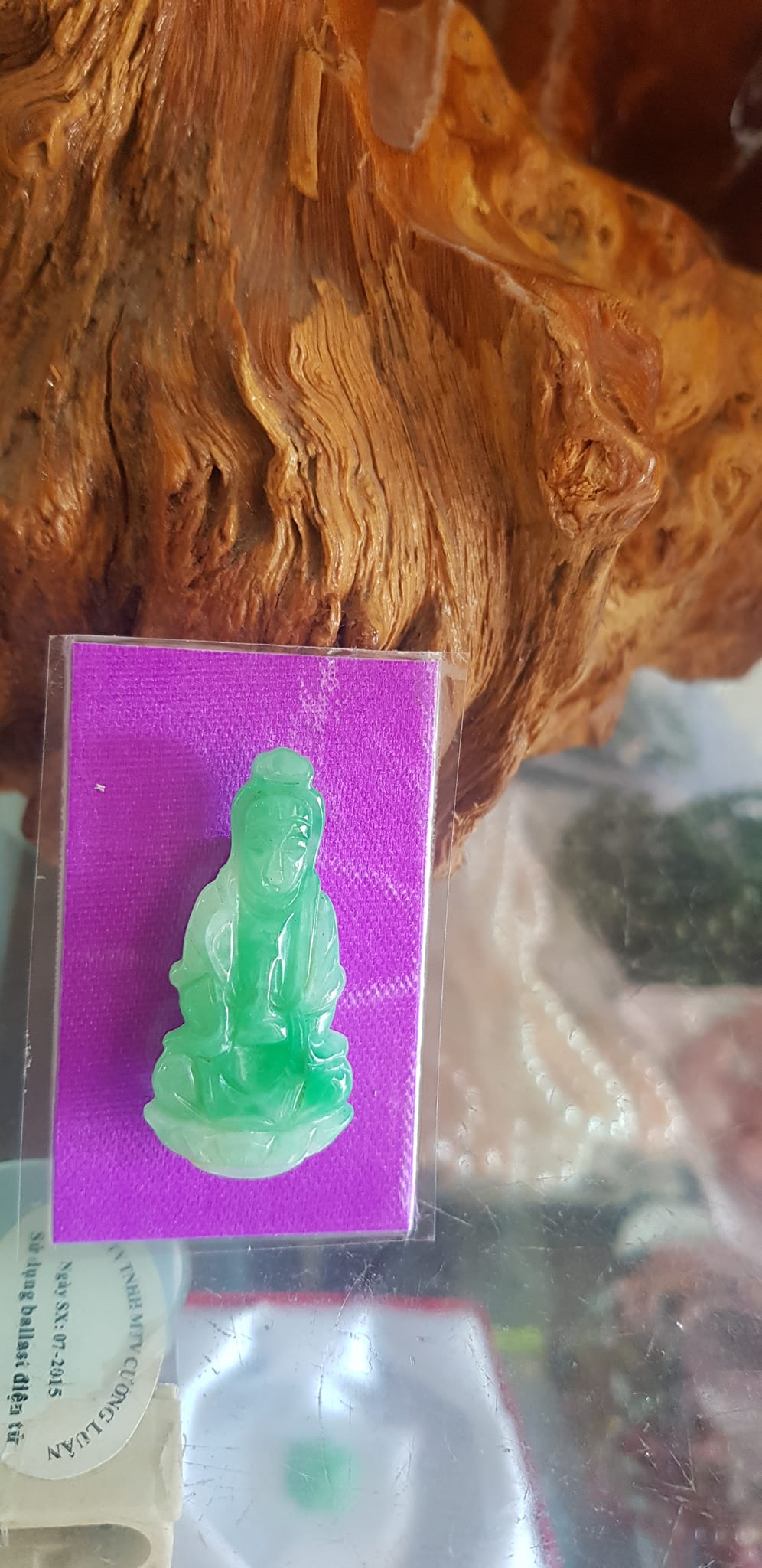 Mặt dây chuyền Nữ Phật Quan Âm Ngồi đẹp đá ngọc cẩm thạch tự nhiên đẹp size nhỏ Nữ size nhỏ Cao 39mm x N18mm x S4mm Màu xanh lý trắng mượt mà bóng đẹp các Chị về bọc vàng đeo đẹp ạ