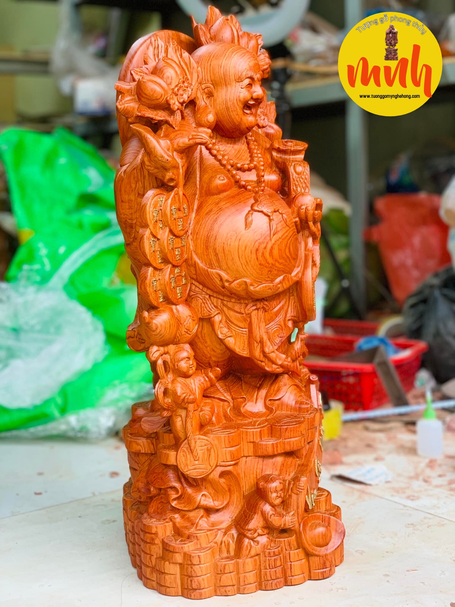 Tượng Phật Di Lặc Ngánh Đào Vạn Sự Như Ý Hoan Hỷ, Kích thước Cao 60cm, Ngang 24, Sâu 24cm