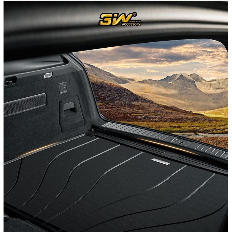 Thảm lót cốp xe ô tô Porsche Cayenne 2018+ nhãn hiệu Macsim 3W chất liệu TPE cao cấp màu đen