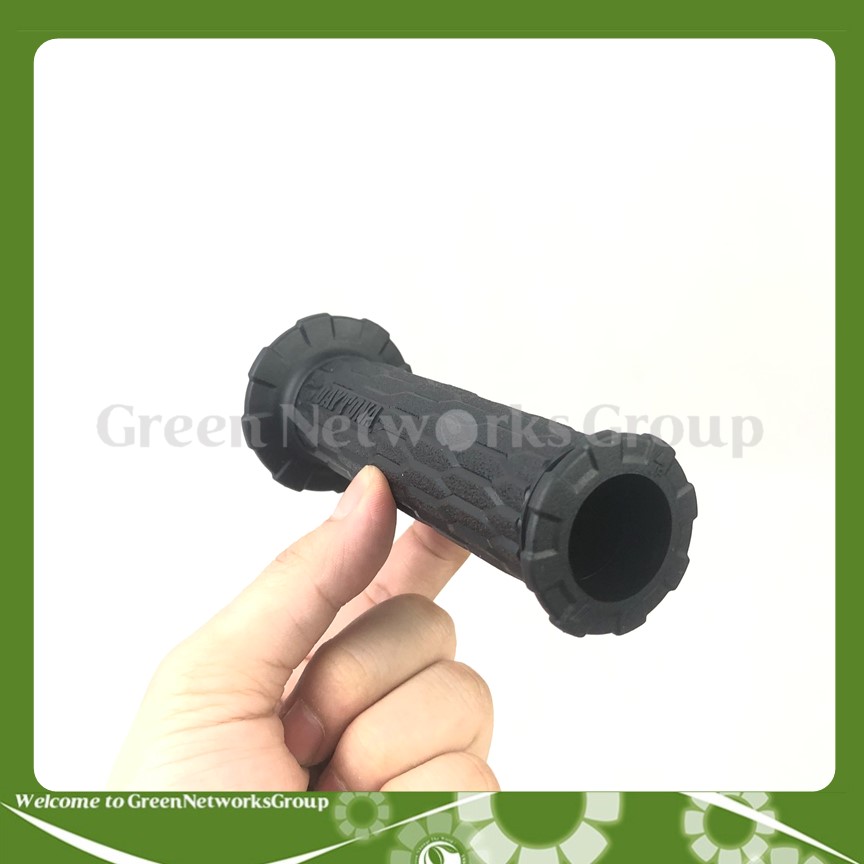 Bọc tay lái Daytona Grippy Grip gắn cho mọi dòng xe Green Networks Group ( 1 cặp )