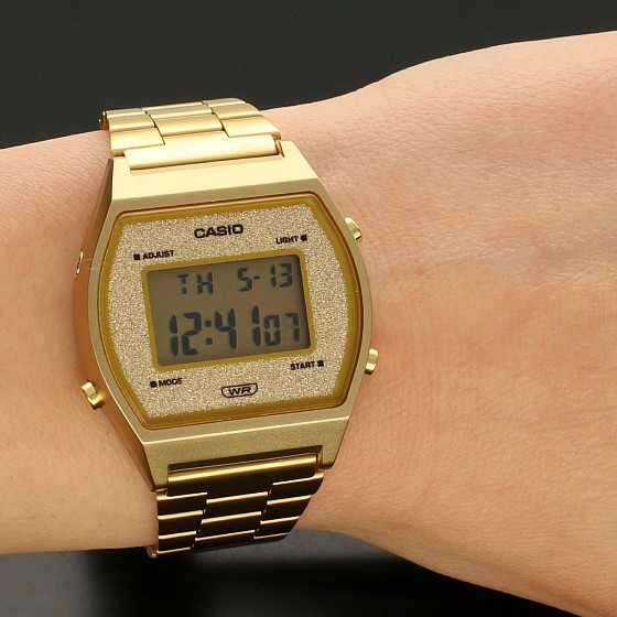 Đồng hồ nữ dây kim loại Casio B640WGG-9DF