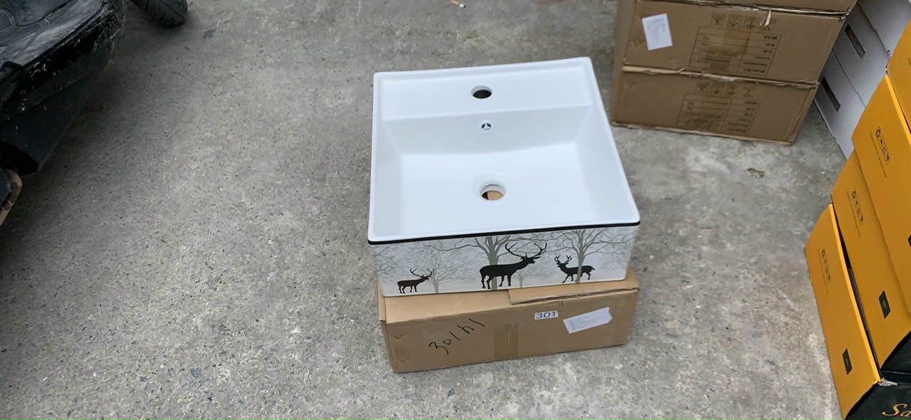 CHẬU LAVABO ĐẶT BÀN HÌNH VUÔNG HỌA TIẾT