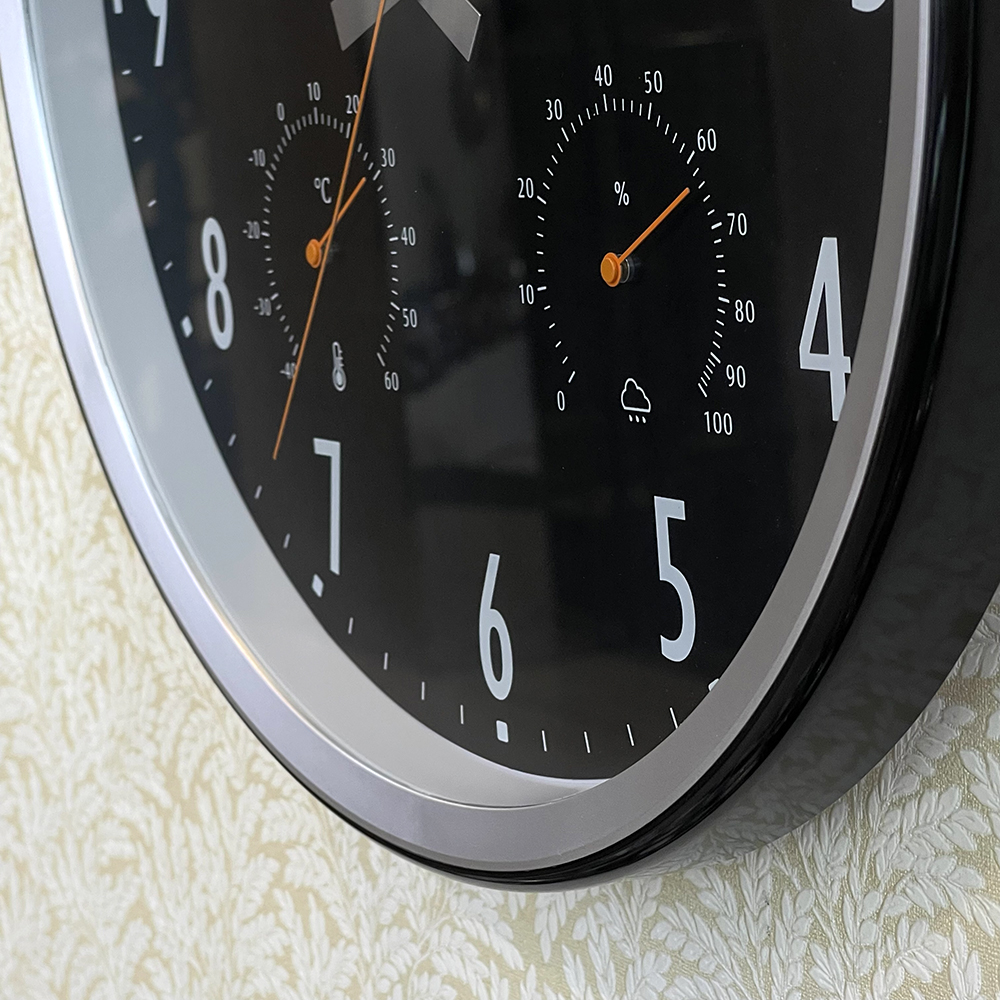 Đồng hồ treo tường Nhật Bản Rhythm CFG727NR02 – Kt 35.0 x 5.0cm, 886g. Vỏ nhựa, Dùng PIN.