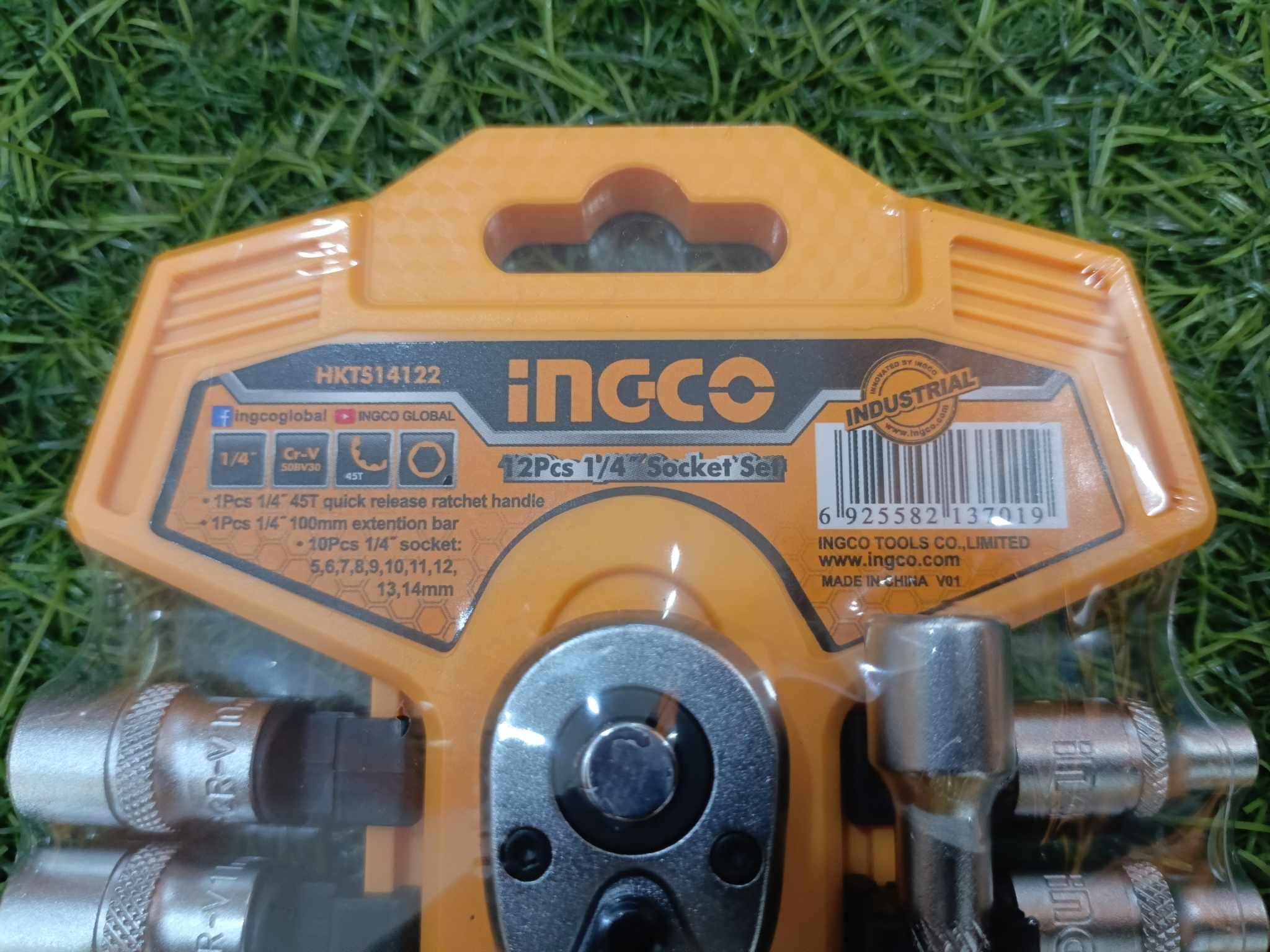 BỘ 12 ĐẦU TUÝP KÈM TAY VẶN 1/4&quot; INGCO HKTS14122 - HÀNG CHÍNH HÃNG
