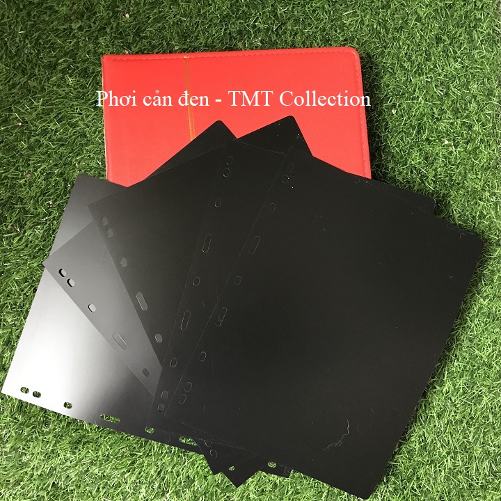 Phơi cản đen dụng cụ sưu tầm bằng nhựa dẻo, bền chắc, tiện ích, có 9 lỗ phù hợp với nhiều loại Album - TMT Collection - SP000837