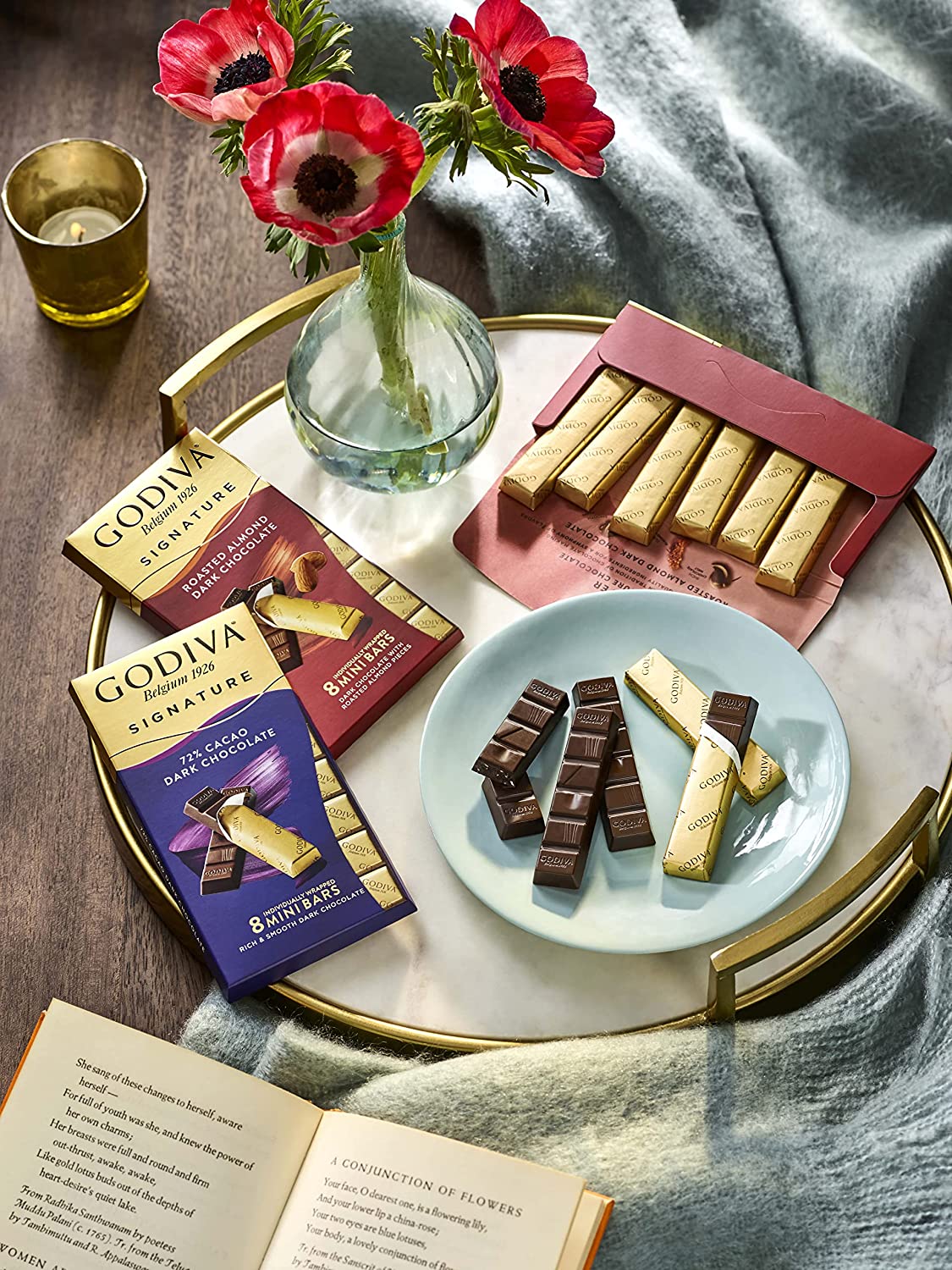 Chocolate Bars ngon nhất thế giới GODIVA Signature : Almond &amp; Honey Milk Chocolate 90g