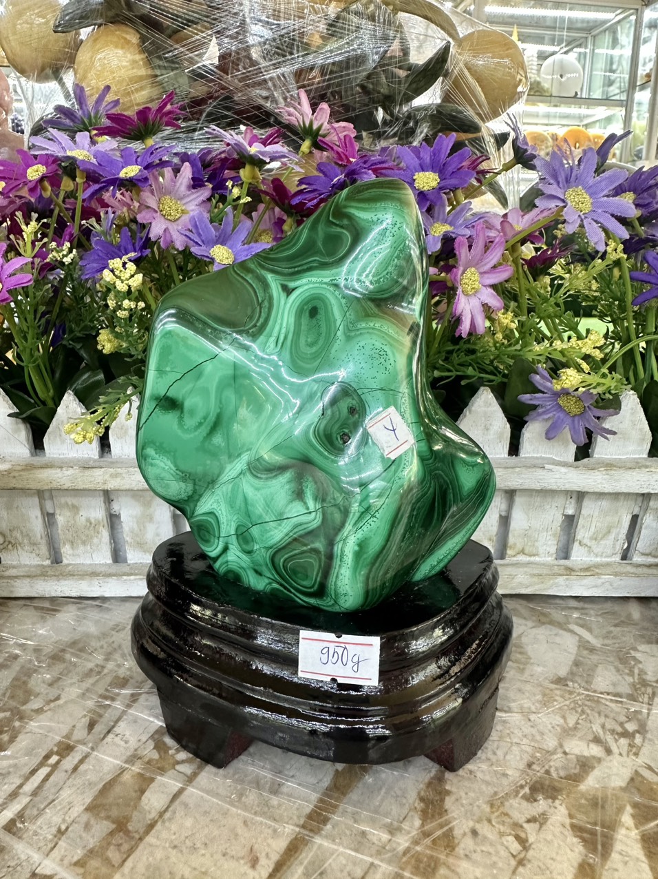 Trụ đá phong thủy trấn trạch đá lông công Malachite