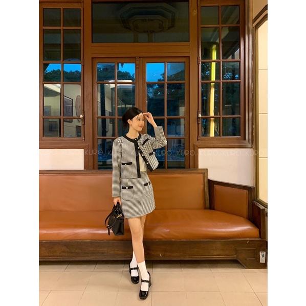 Set khoác caro & chân váy