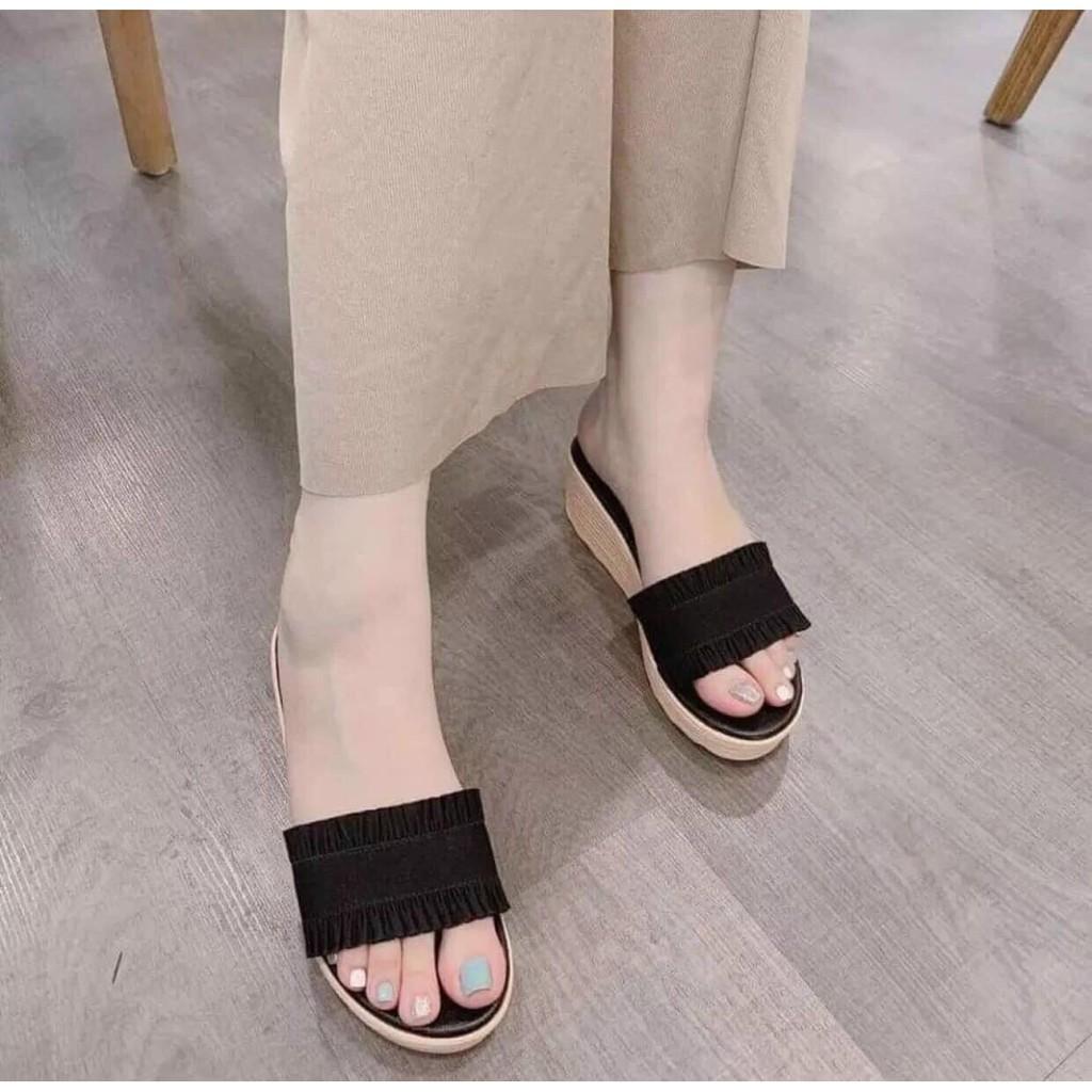 Dép đế xuồng siêu nhẹ tua rua