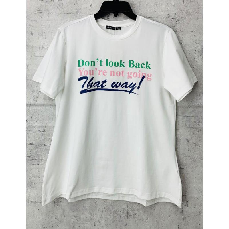 Áo thun in chữ Don't look back cực kỳ cute