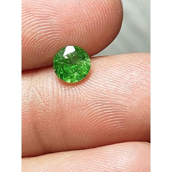 075* L Đá Garnet Xanh Lá (THIÊN NHIÊN) tsavorite