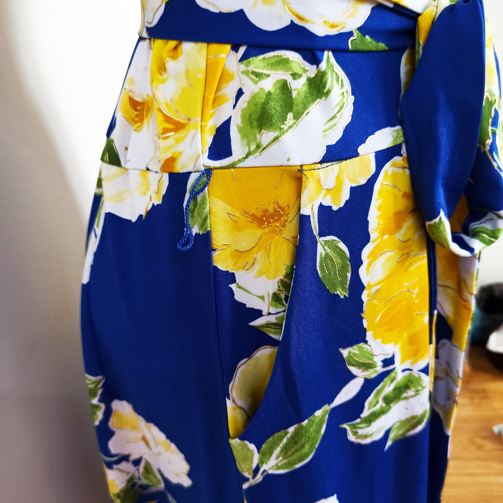 Đầm maxi hoa xanh 55-60kg mặc vừa