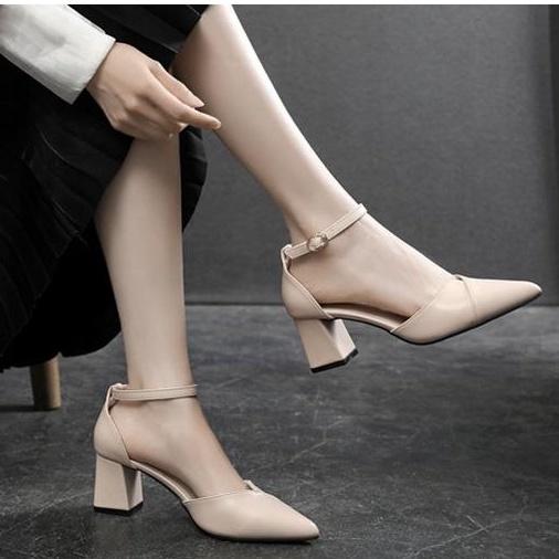 Giày Nữ Cao 5CM Tinh Tế Dễ Mix Đồ Nu và Đen Mã LTC26