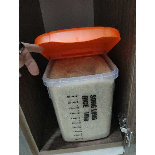 Thùng đựng gạo có bánh xe và cốc đong tiện dụng 10kg và 15kg