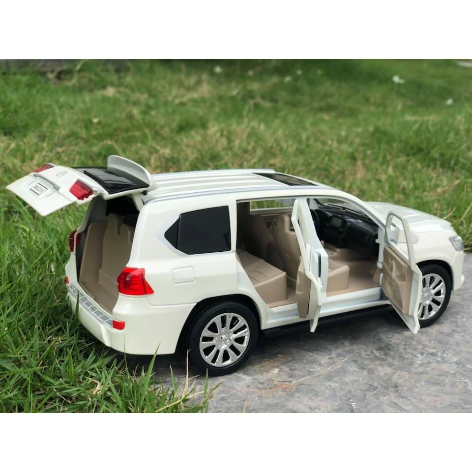 Ô TÔ MÔ HÌNH XE LEXUS LX570 1:24