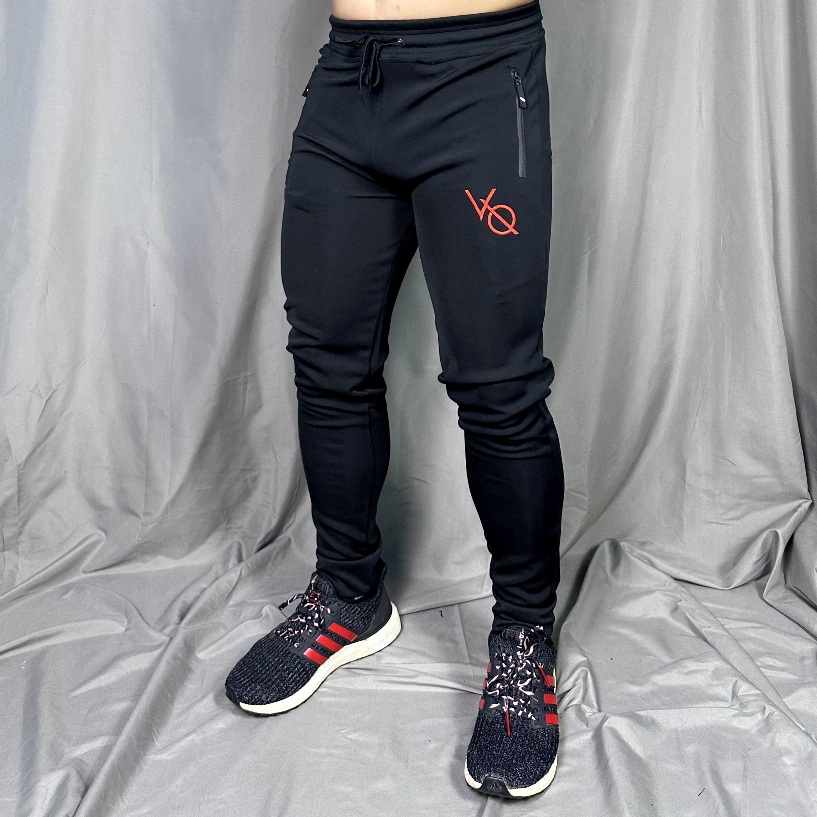 Quần tập gym nam dài DO GYM SHOP logo thêu, thun poly 4 chiều thoáng mát