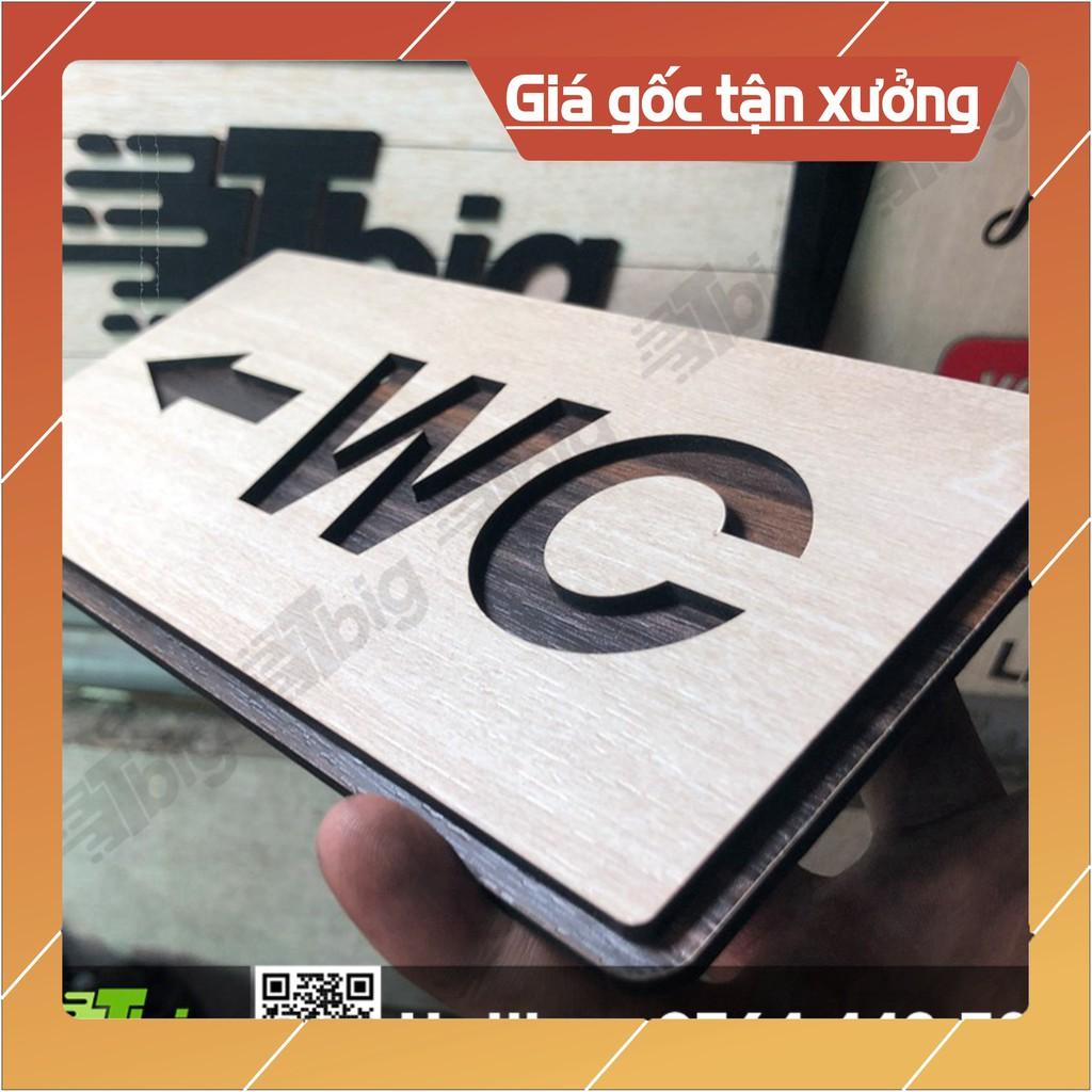Bảng chỉ hướng WC bằng gỗ