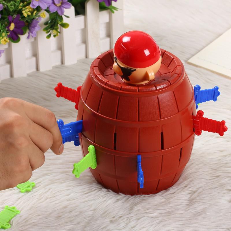 Đâm hải tặc size lớn 20cm chất liệu dày, không lo bể vỡ
