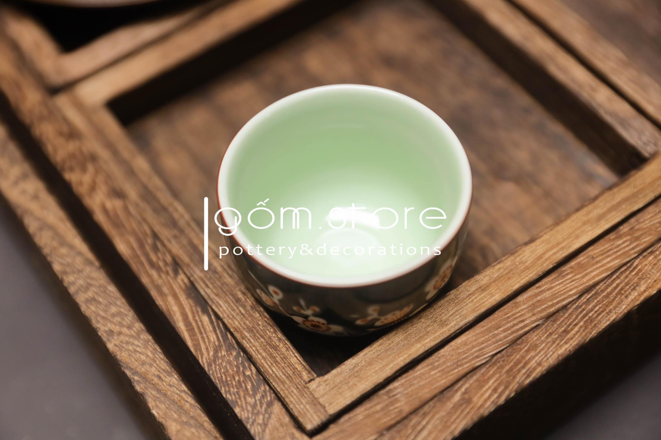 Chén lẻ vẽ tay dòng hoa chìm