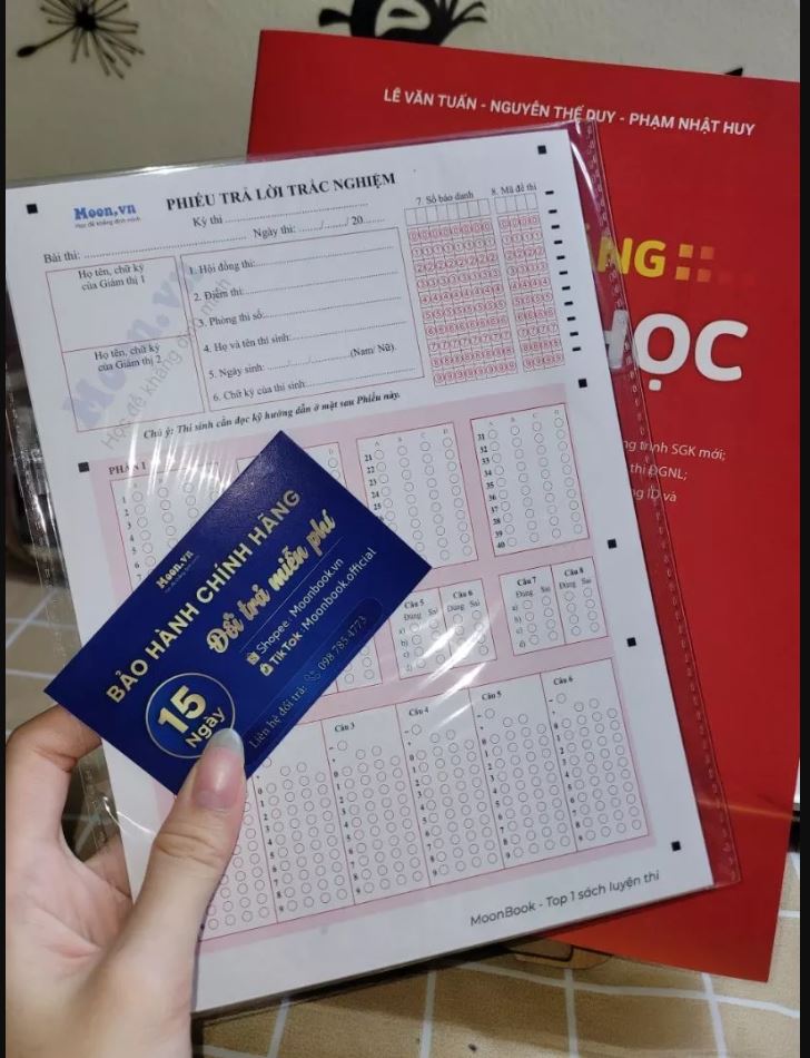 Nền Tảng Toán 2025 - Moonbook