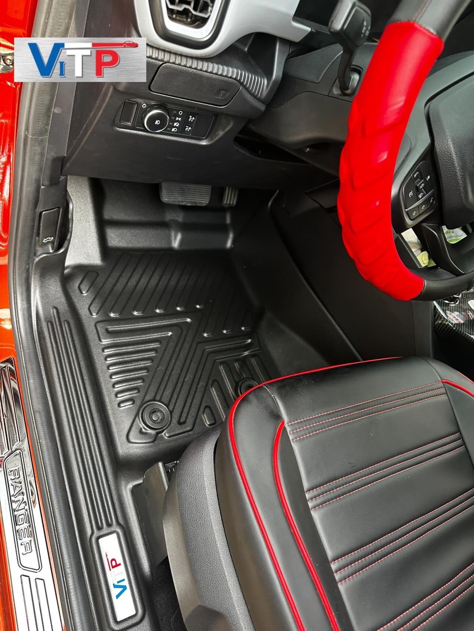 Thảm Sàn ViTP Nhựa Đúc Khuôn Tràn Viền Bậc Cửa Ford Raptor