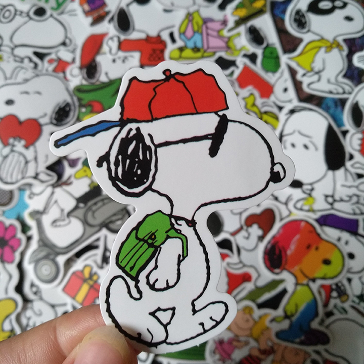 Bộ Sticker dán cao cấp chủ đề SNOOPY - Dùng dán Xe, dán mũ bảo hiểm, dán Laptop