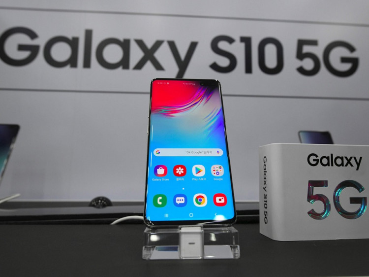 Điện thoại 5G đầu tiên của Samsung