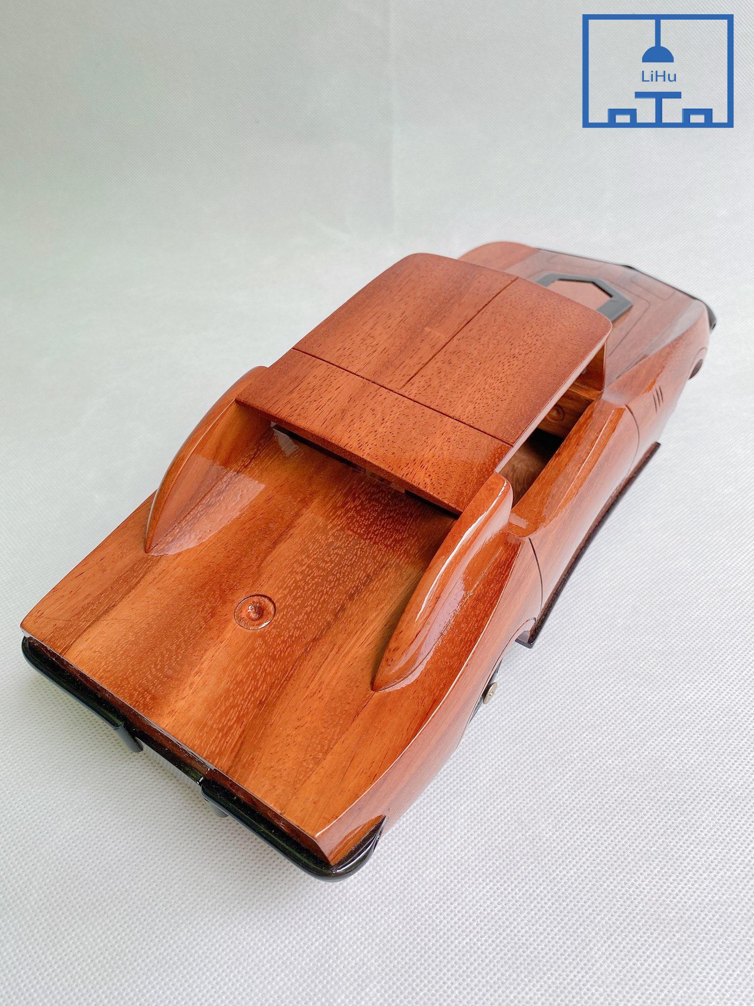 Xe ô tô 1970 CORVETTE làm bằng gỗ nguyên chất - Size 32x12x10cm