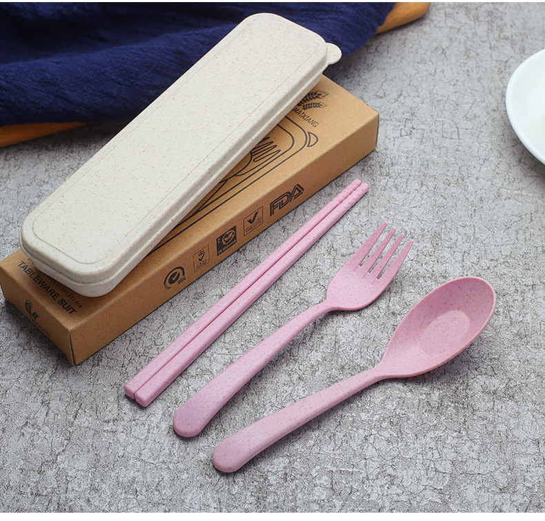 Bộ Đũa Muỗng Nĩa Lúa Mạch Cao Cấp Có Hộp Đựng (giao màu ngẫu nhiên) - Hàng chính hãng
