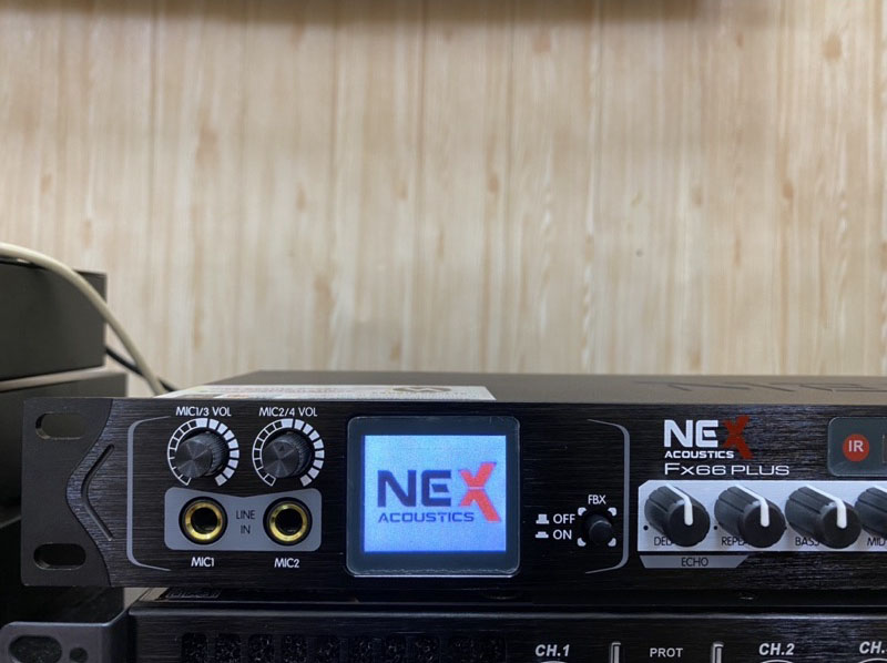 Vang cơ chuyên nghiệp Nex Fx66 Plus - Chống hú tối ưu với chế độ FBX, Echo nhẹ mượt mà, cổng sub riêng biệt - Đầy đủ kết nối Bluetooth, AV, USB, cổng quang (optical) - 2 Màn hình hiển thị thông số - Remote điều khiển từ xa tiện dụng - Hàng nhập khẩu