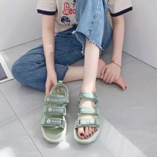 Sandal nữ siêu nhẹ chất cao su non đính bông cúc S203