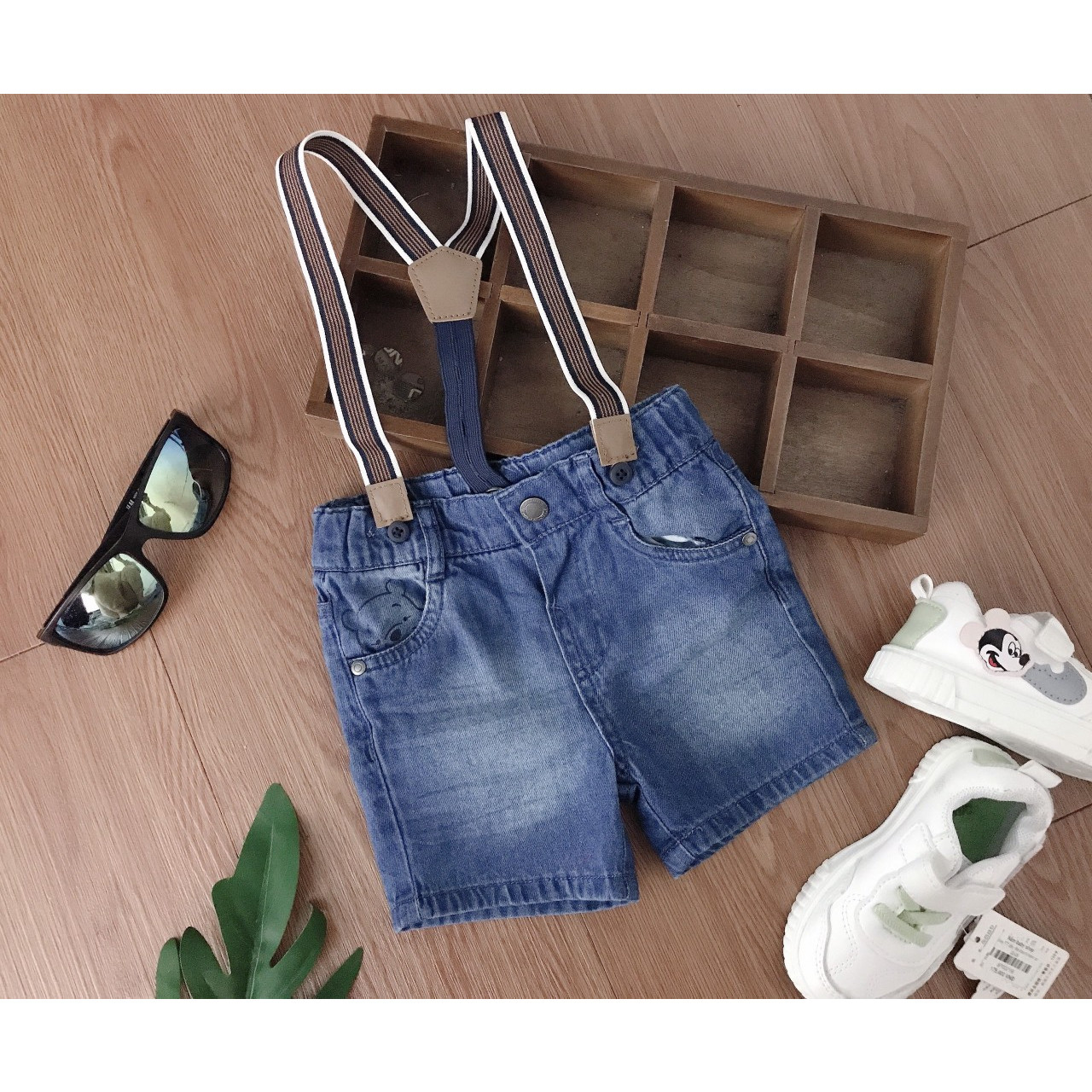 Quần jeans cộc kèm đai bé trai 3 tháng đến 4 tuổi