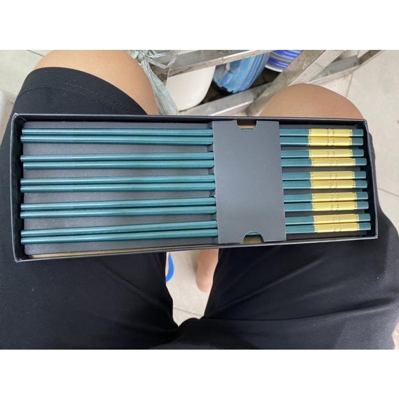 Đũa xanh viền vàng cao cấp