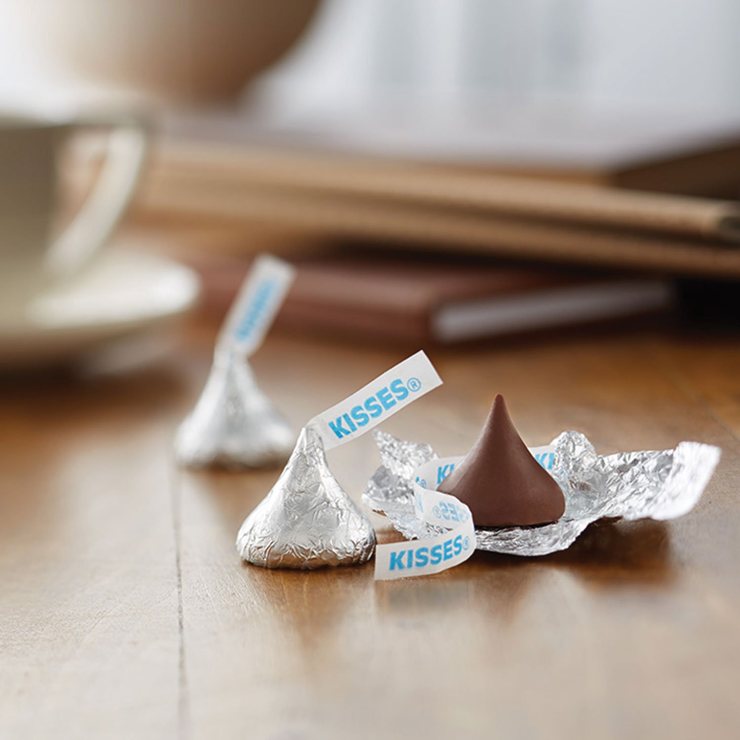 Kẹo Chocolate Hershey’s Kisses Milk Chocolate Gói 1,58 Kg Của Mỹ