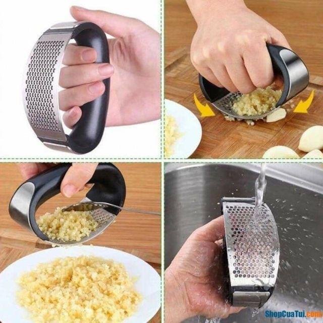 Dập tỏi có tay cầm hình mặt trăng
