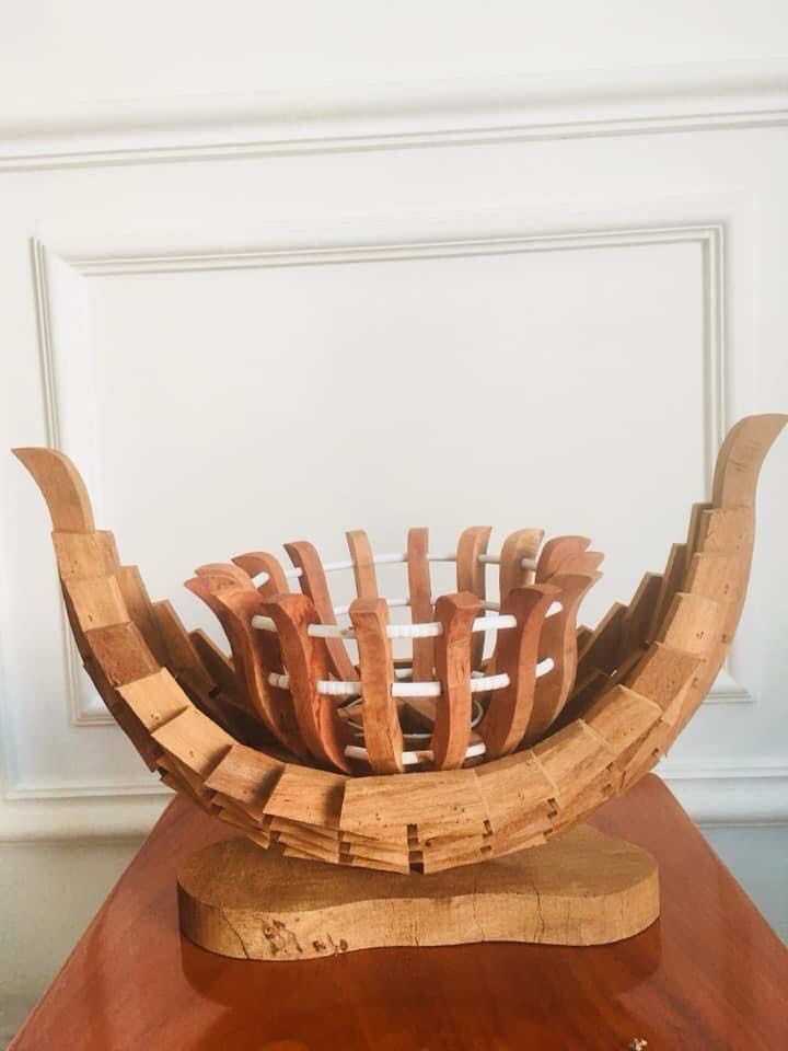 Chậu gỗ căm xe trồng lan phi 30cm