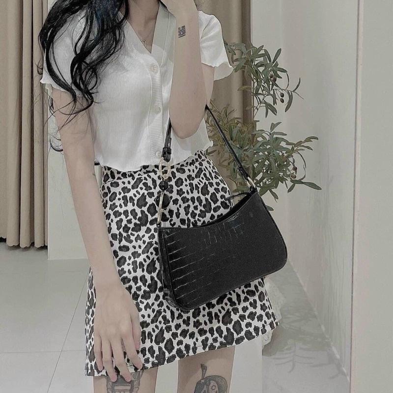 Set áo cổ V kèm chân váy da beo , áo chất cotton dày mịn-N