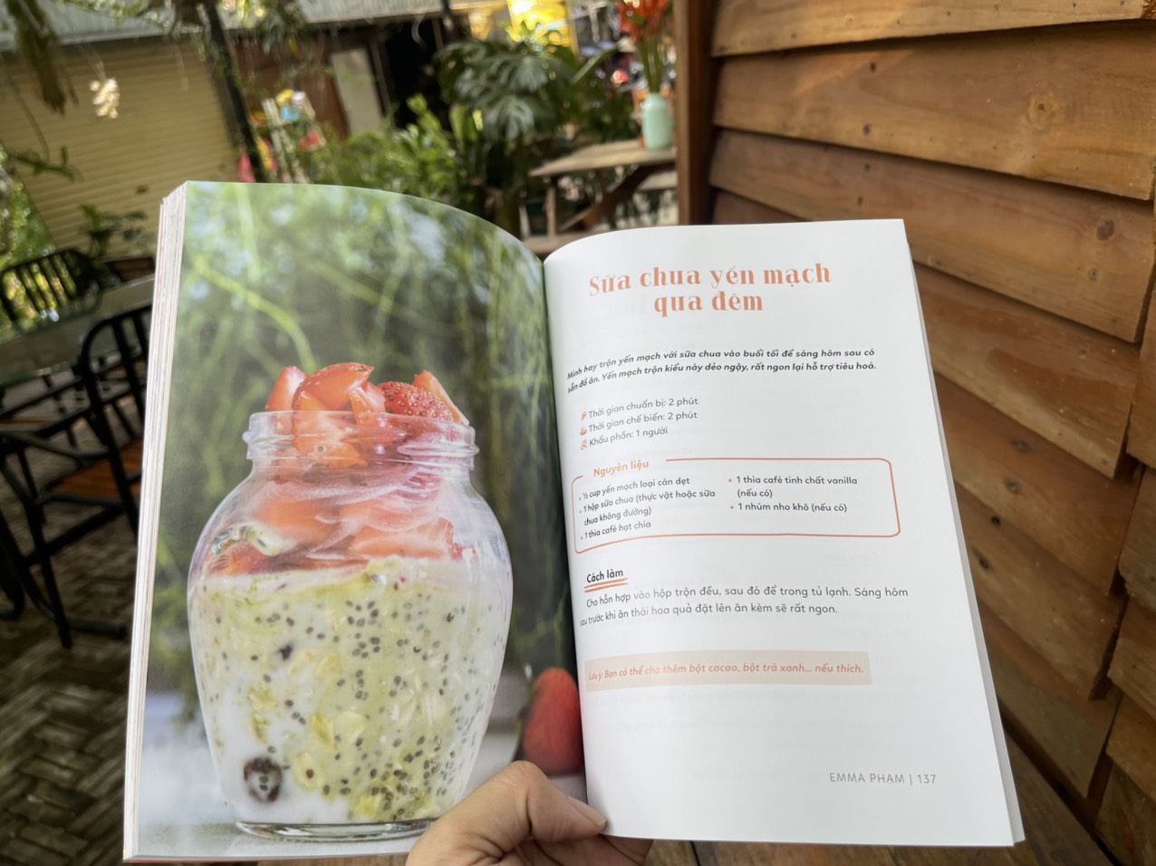 GREEN SMOOTHIES - EAT CLEAN – NƯỚC ÉP TRỊ LIỆU - Emma Phạm – AZ Việt Nam - NXB Thế Giới