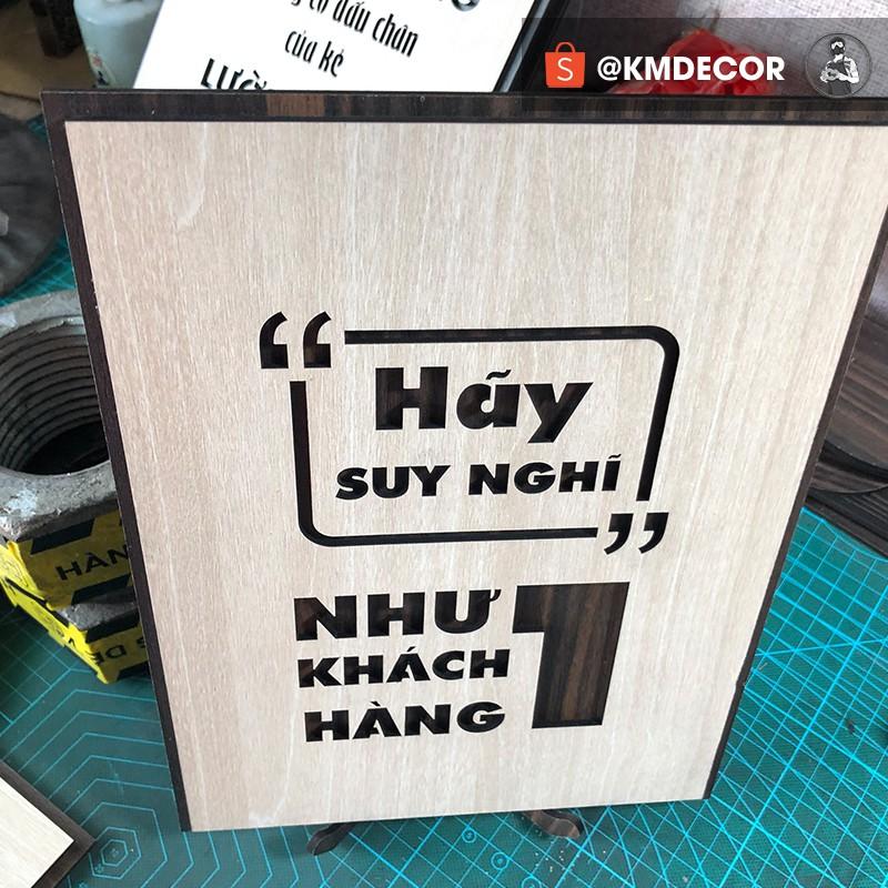 Mẫu tranh - Mã 015 "Hãy suy nghĩ như một khách hàng"