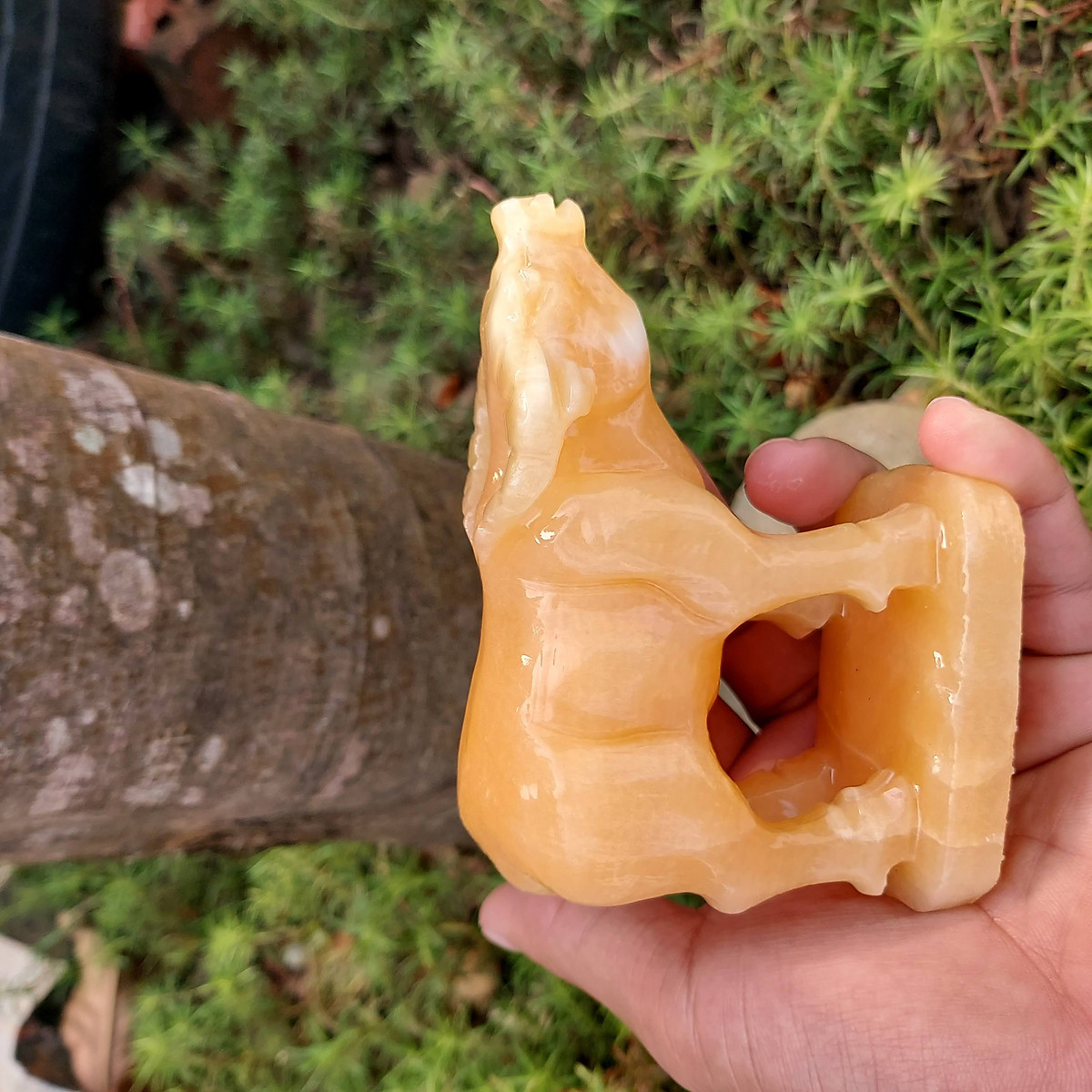 Tượng trâu đá ngọc hoàng long 12 con giáp phong thủy 10cm - đá Non Nước