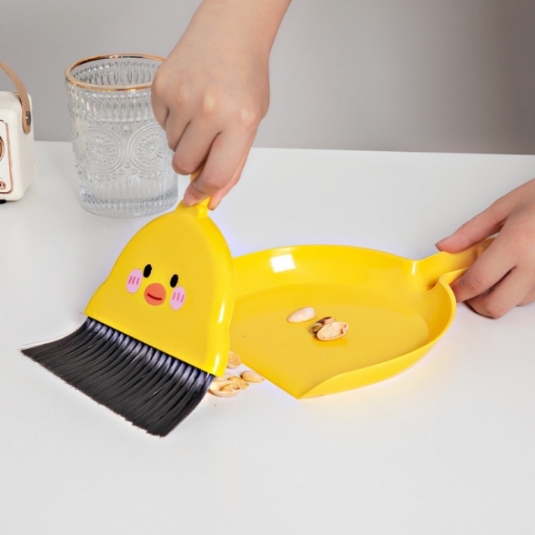 Chổi mini quét bụi bàn thờ đa năng kèm ky hốt rác , dễ dàng vệ sinh