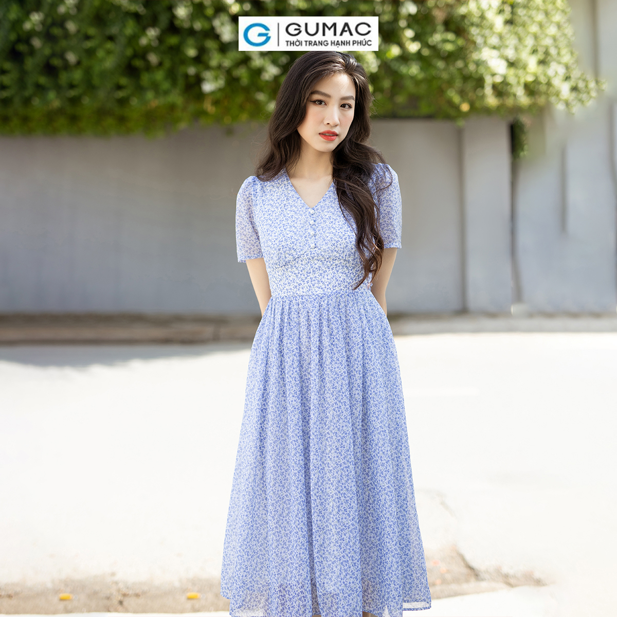 Đầm xòe voan hoa nhí xếp ly cột dây nơ nữ tính thanh lịch thời trang GUMAC DD07030