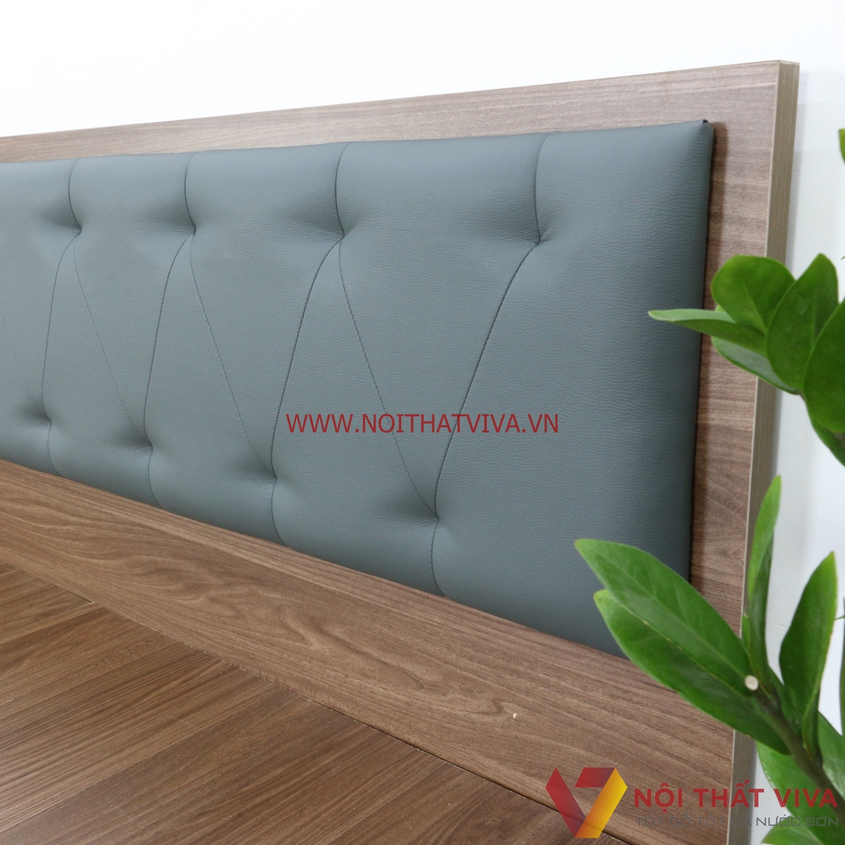 Giường Ngủ Gỗ MDF Phủ Melamine Bọc Nệm Xanh Đậm Chân Cao Màu Nâu