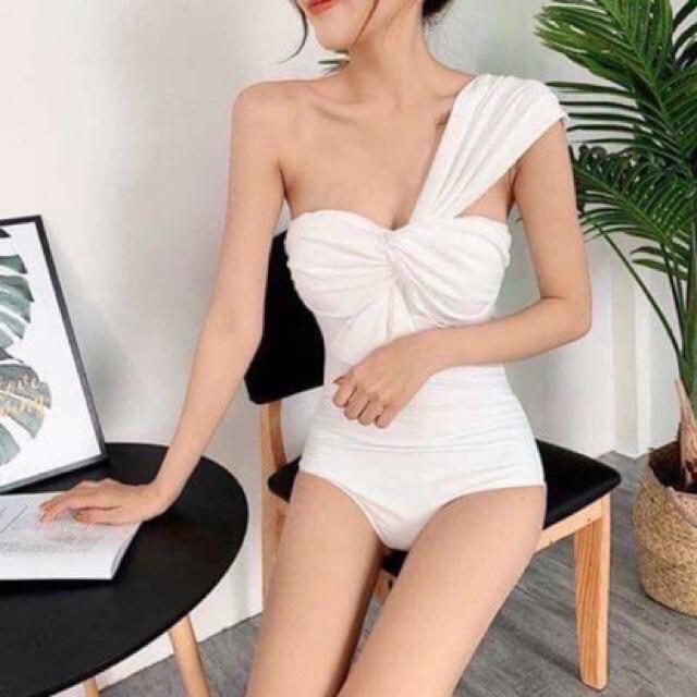 Bikini cao cấp