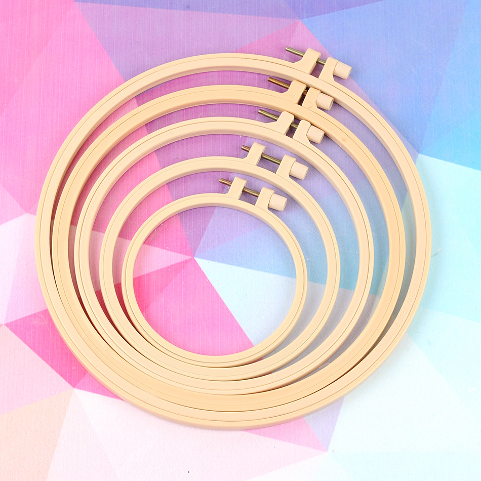 Khung thêu tròn bằng nhựa phong cách Hàn Quốc bền đẹp 32cm