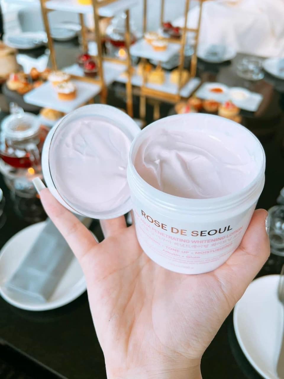 Kem body Rose De Seoul Hàn Quố, Dưỡng Ẩm, Dưỡng Trắng, Không Nhờn Dính, Không Lộ Vân Kem.