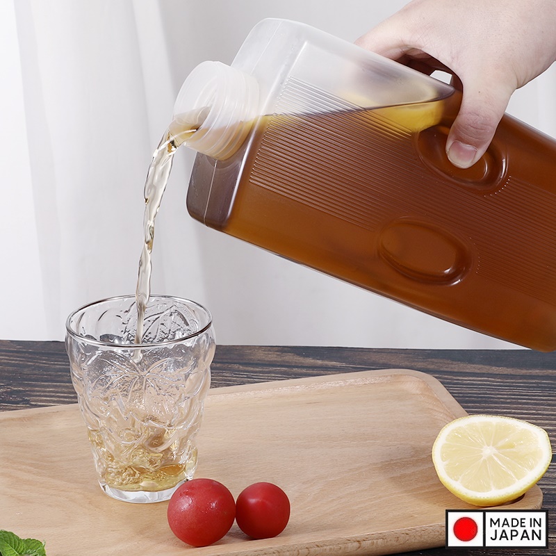BÌNH NƯỚC 2 LÍT - HÀNG NỘI ĐỊA NHẬT , có thể dùng đựng nước trữ ở ngăn mát tủ lạnh, mang đi làm,.