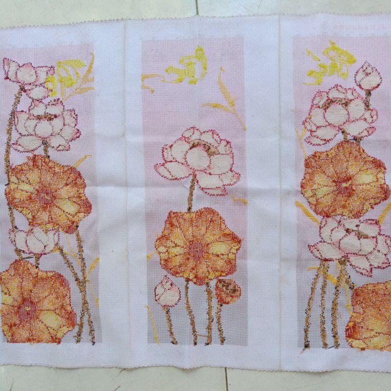 Tranh thêu phúc lộc thọ hoa sen đỏ
